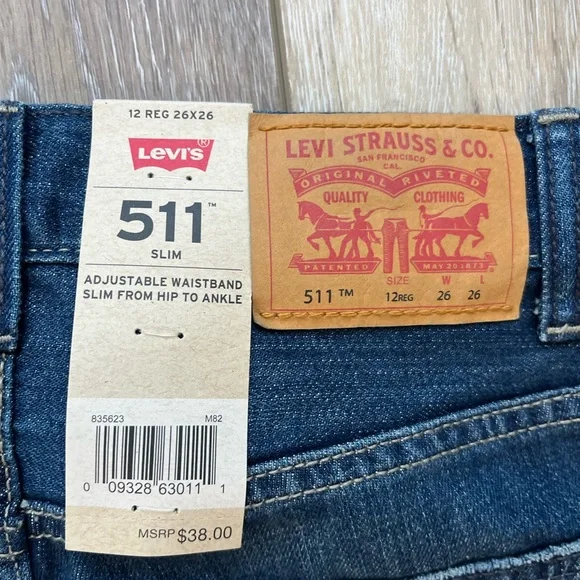 Levi's Boys Jeans in Assorted Blues - 5 Pair Size 12 or 26X26 - Picture 7 of 7